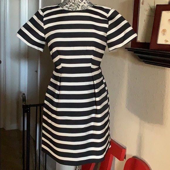 H&M Black / Cream dress Size 6 Super Cute shimmery - Picture 1 of 17